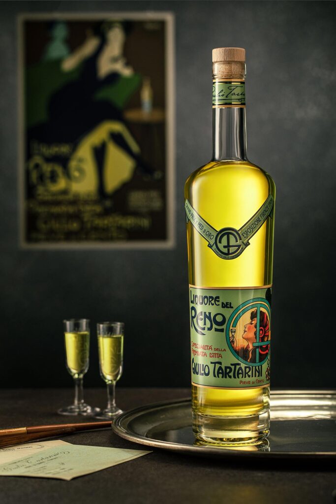 Liquore del Reno. Distilleria premiata liquoreria Giulio Tartarini